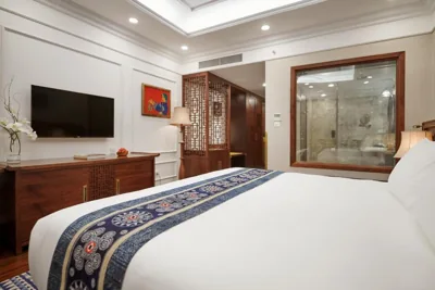 Balcony Premium Classic Mountain View — Silk Path Grand Sapa Resort & Spa